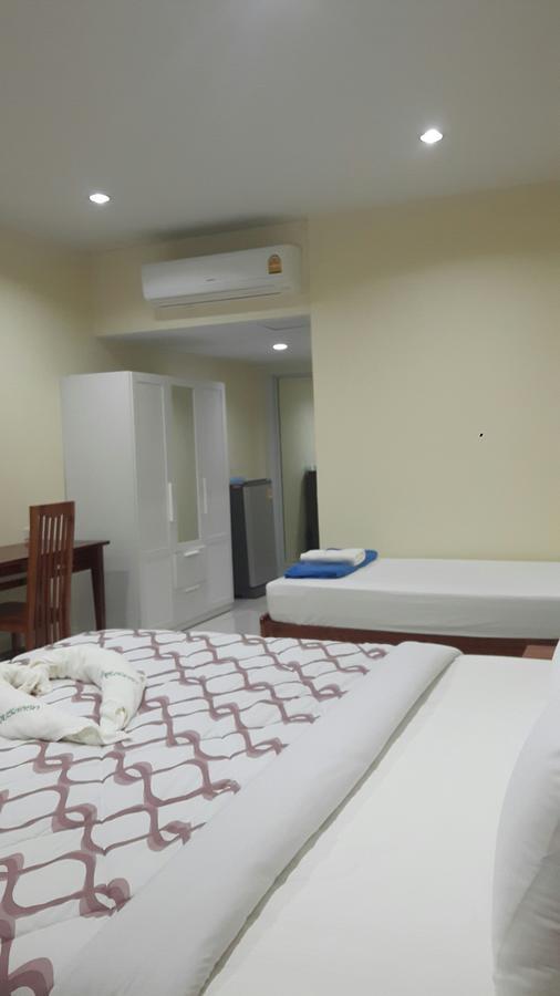 ไออุ่นรีสอร์ท Bang Saphan Exterior foto