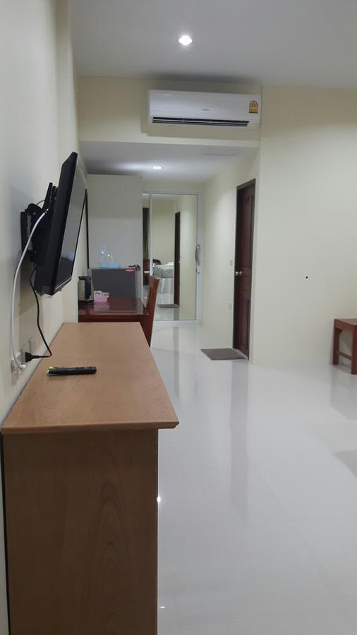 ไออุ่นรีสอร์ท Bang Saphan Exterior foto